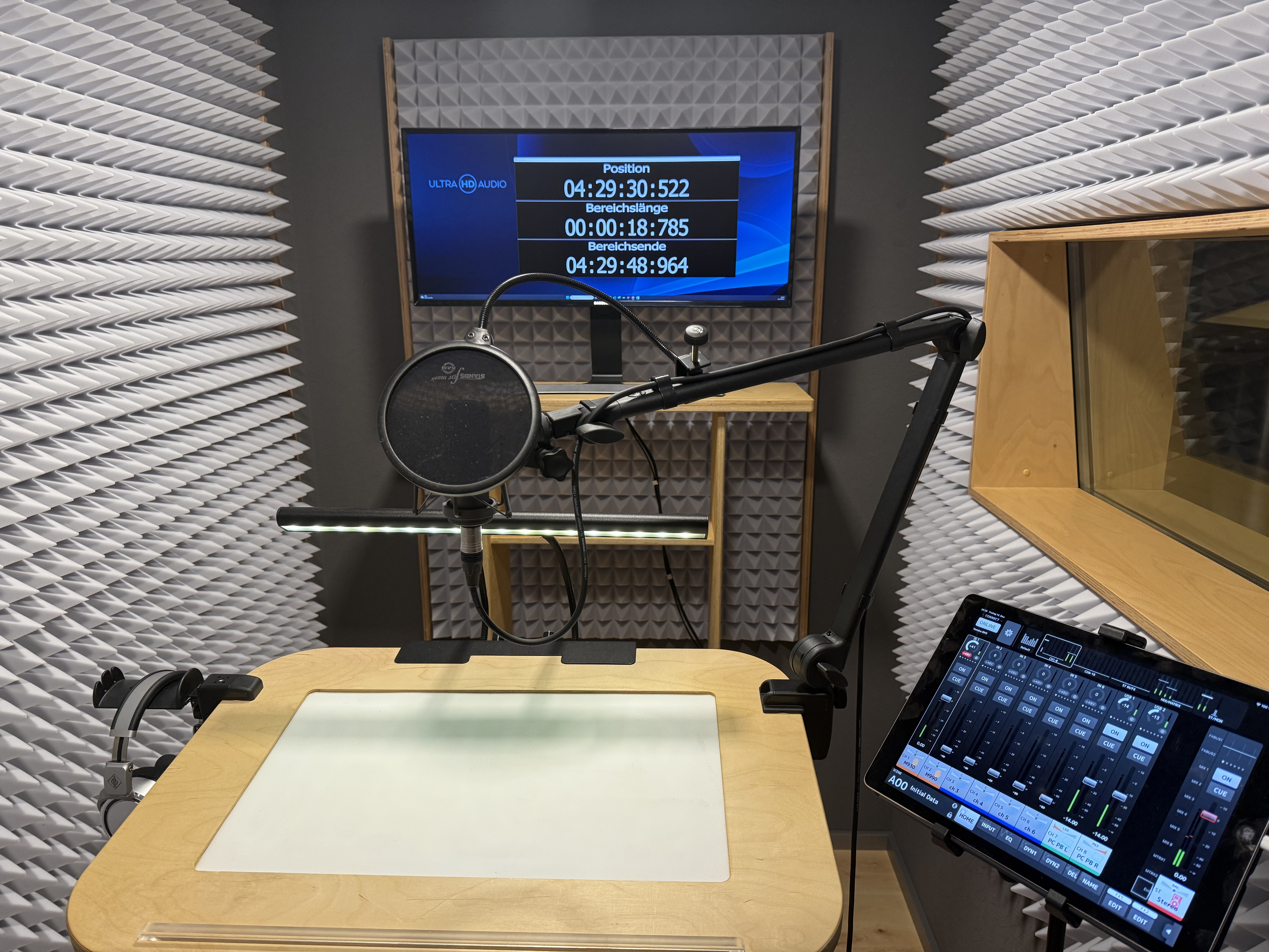 Professionelle Sprecherkabine
